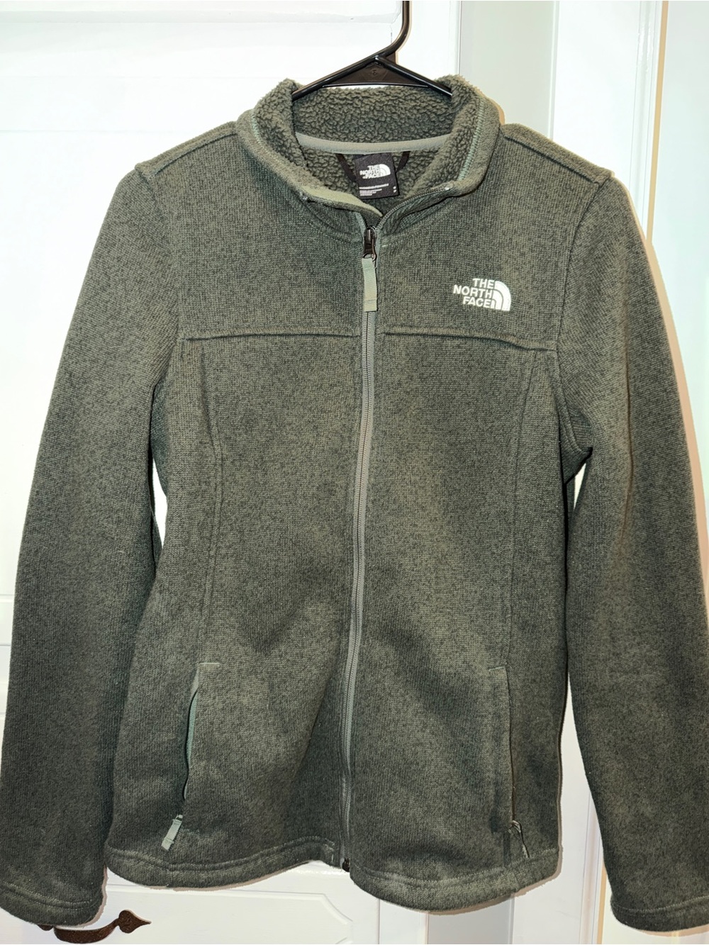 North Face Women's Olive Green Full-Zip Fleece Jacket Size M